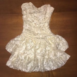 Wild Dress Lacy Ivory Dress Juniors 9/10